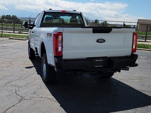 New 2025 Ford F250 XL w/ FX4 Off-Road Package image 7