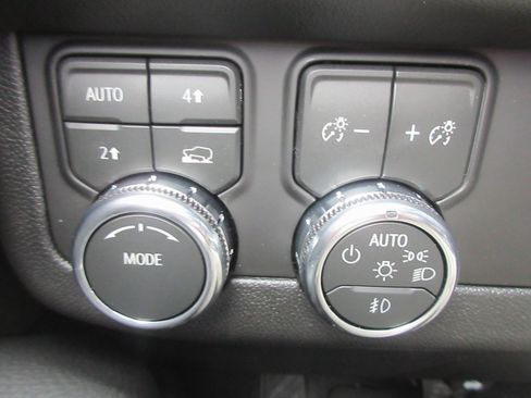 New 2026 GMC Yukon XL Denali w/ Sun & Power Step Package image 17