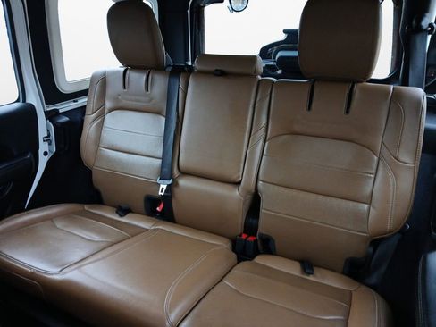 Used 2021 Jeep Wrangler Unlimited Sahara w/ Cold Weather Group image 21