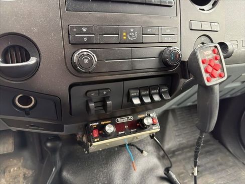 Used 2013 Ford F350 XL w/ Snow Plow Prep Pkg AWD/4WD image 18