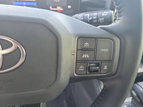 Certified 2026 Toyota RAV4 SE w/ Convenience Package AWD/4WD image 28