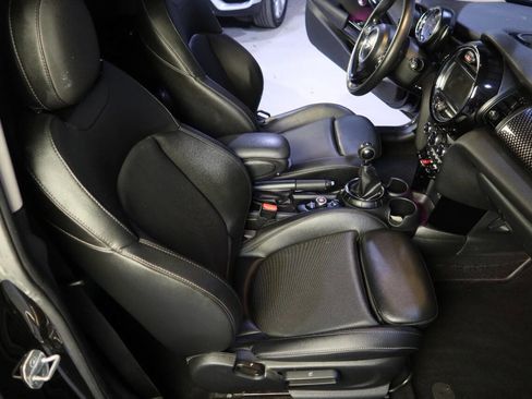 Used 2017 MINI Cooper S w/ Premium Package FWD image 13