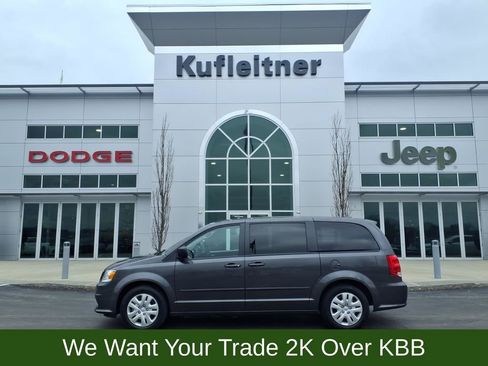 Used 2017 Dodge Grand Caravan SE w/ Power Window Group FWD image 1