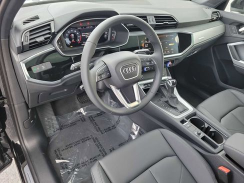 New 2025 Audi Q3 2.0T Premium image 2