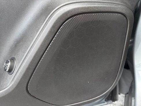 Used 2024 Chevrolet Blazer LT FWD image 28