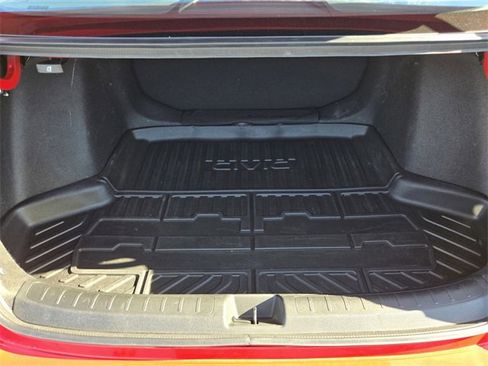 Used 2022 Honda Civic Sport image 10