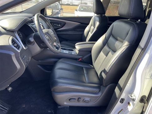 Certified 2023 Nissan Murano SV w/ SV Midnight Edition Package image 11