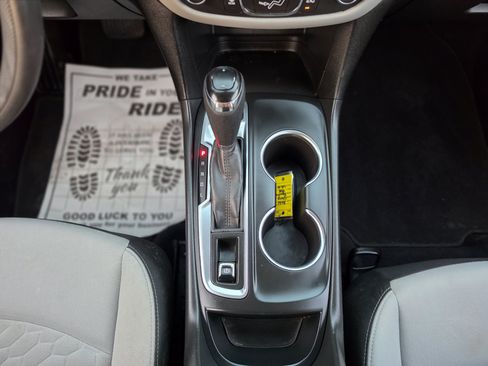 Used 2021 Chevrolet Equinox LS AWD/4WD image 33