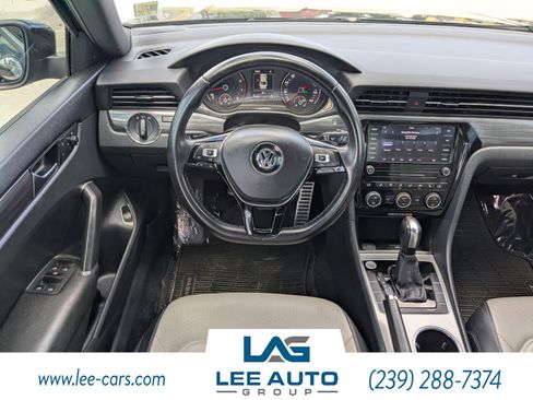 Used 2021 Volkswagen Passat 2.0T R-Line image 12