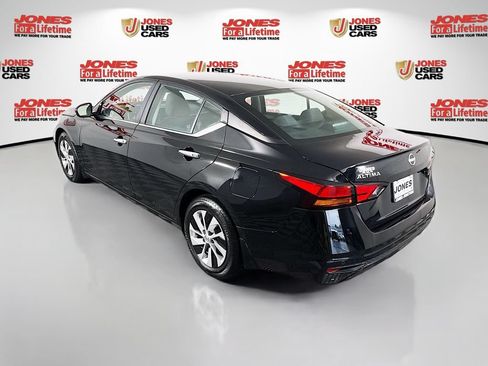 Certified 2024 Nissan Altima 2.5 S FWD image 2