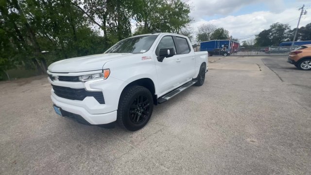 Certified 2024 Chevrolet Silverado 1500 RST AWD/4WD image 4