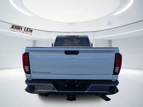 Used 2022 GMC Sierra 2500 Pro w/ Convenience Package RWD image 4