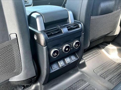 Certified 2024 Land Rover Defender 110 X-Dynamic SE AWD/4WD image 10