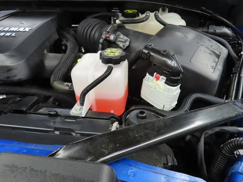 Used 2024 Chevrolet Silverado 1500 RST AWD/4WD image 31