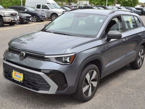 Used 2025 Volkswagen Taos S AWD/4WD image 4