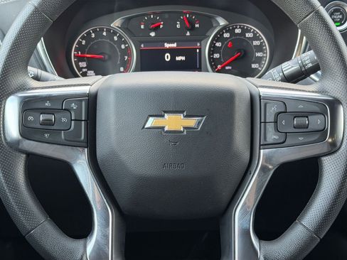 Used 2025 Chevrolet Blazer LT image 29