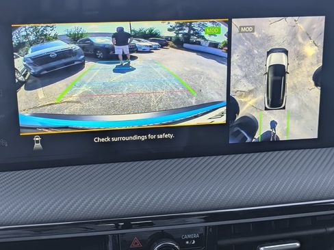 Certified 2025 Nissan Kicks SR FWD image 25