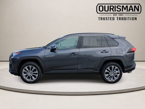 Used 2021 Toyota RAV4 XLE Premium AWD/4WD image 6