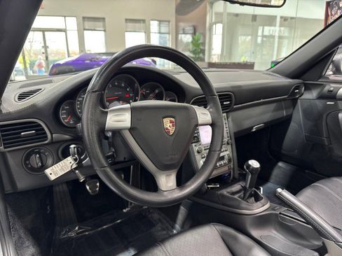 Used 2006 Porsche 911 Carrera 4 AWD/4WD image 49