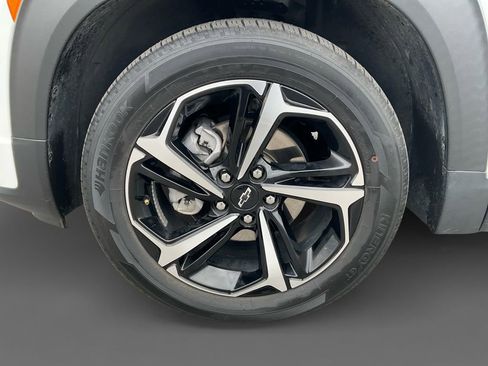 Used 2023 Chevrolet TrailBlazer RS w/ Convenience Package image 14