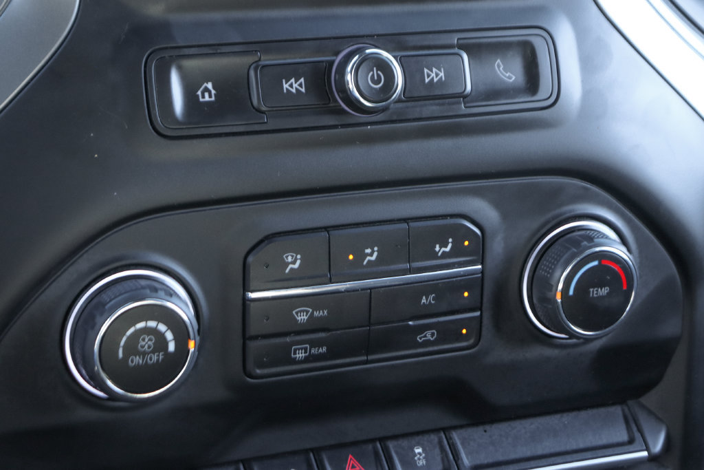Used 2022 Chevrolet Silverado 1500 Custom w/ LPO, Dark Essentials Package AWD/4WD image 27