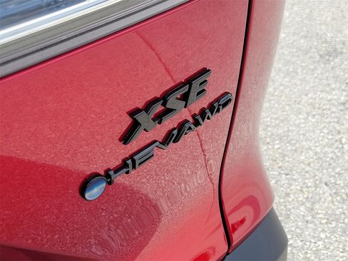 Used 2025 Toyota Corolla Cross AWD Hybrid image 7