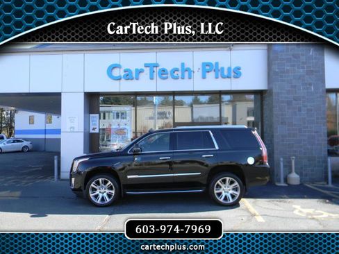 Used 2017 Cadillac Escalade Luxury image 1