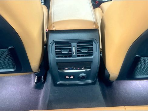 Used 2019 BMW 330i xDrive 330i xDrive w/ Premium Package image 25