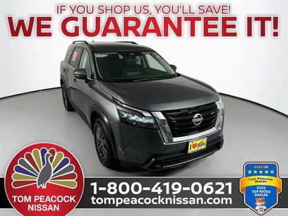 Used 2024 Nissan Pathfinder SV