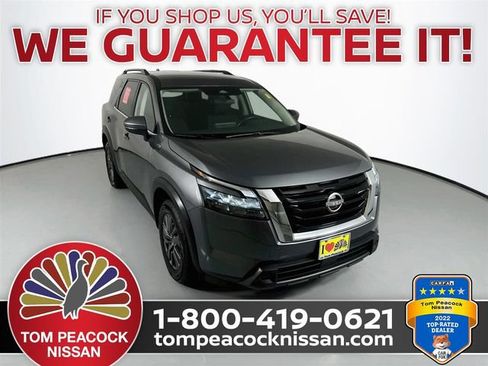 Used 2024 Nissan Pathfinder SV FWD image 1
