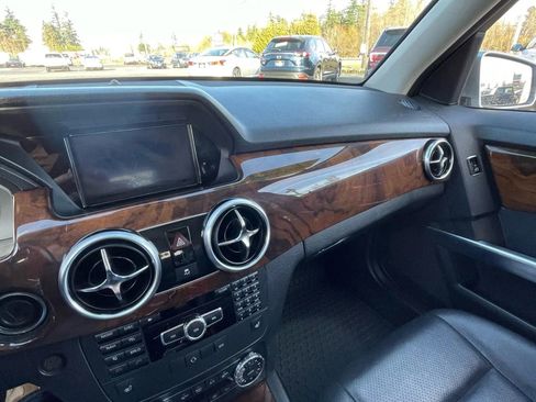 Used 2014 Mercedes-Benz GLK 350 4MATIC image 26