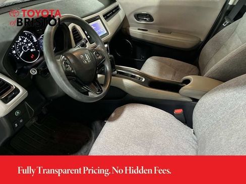 Used 2018 Honda HR-V EX image 26
