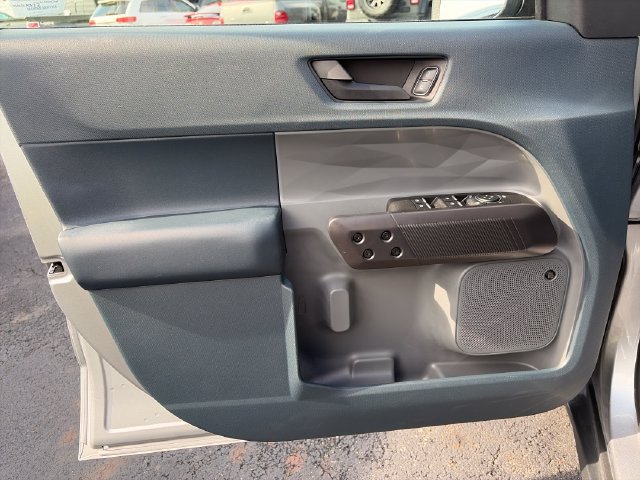 Used 2024 Ford Maverick Lariat w/ Black Appearance Package FWD image 16