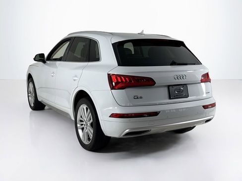 Used 2020 Audi Q5 2.0T Premium Plus w/ Premium Plus Package image 3