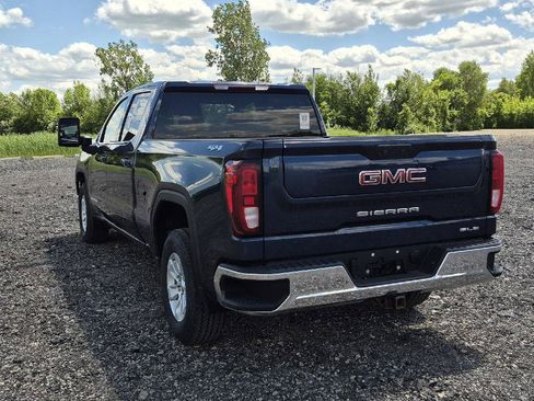 Used 2022 GMC Sierra 1500 SLE AWD/4WD image 4