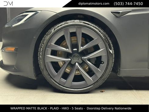 Used 2022 Tesla Model S Plaid AWD/4WD image 36