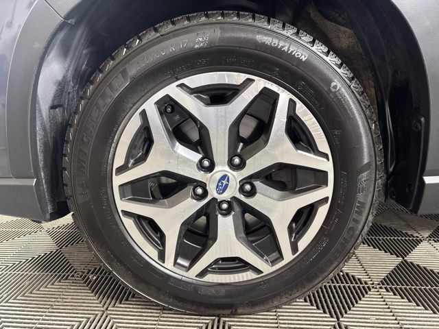 Used 2020 Subaru Forester Premium AWD/4WD image 10