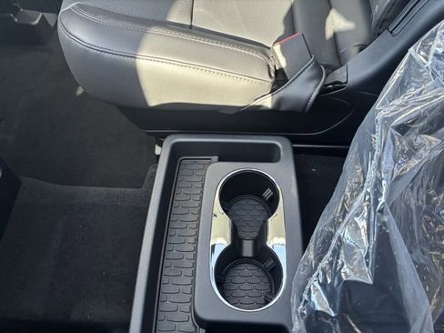 New 2026 Lincoln Aviator Premiere image 15