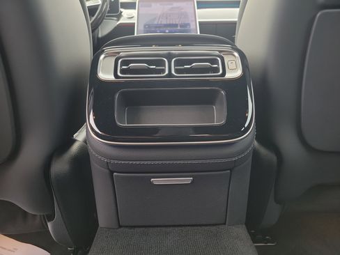 Certified 2025 Mercedes-Benz S 580 4MATIC Sedan image 15