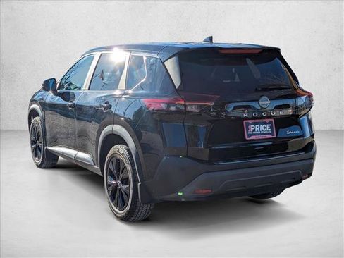 Used 2023 Nissan Rogue SV image 7