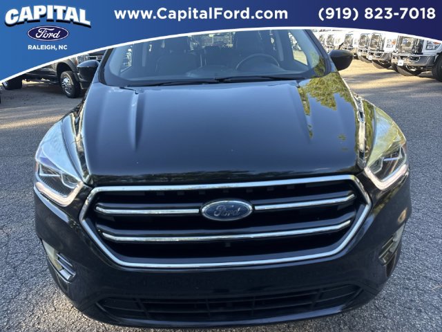 Used 2017 Ford Escape SE w/ SE Sport Appearance Package FWD image 10