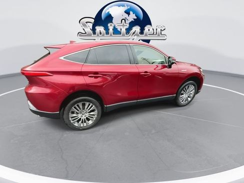 Certified 2021 Toyota Venza Limited image 9