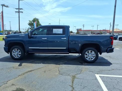 New 2026 Chevrolet Silverado 2500 High Country w/ Technology Package AWD/4WD image 6