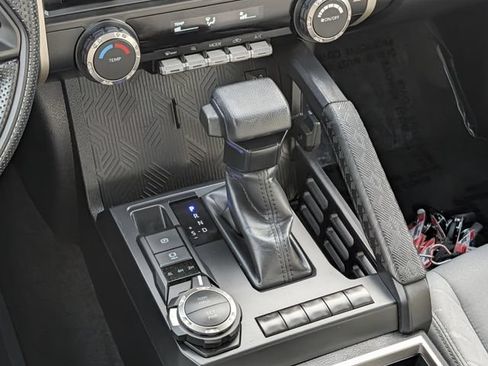 Used 2024 Toyota Tacoma SR5 AWD/4WD image 14