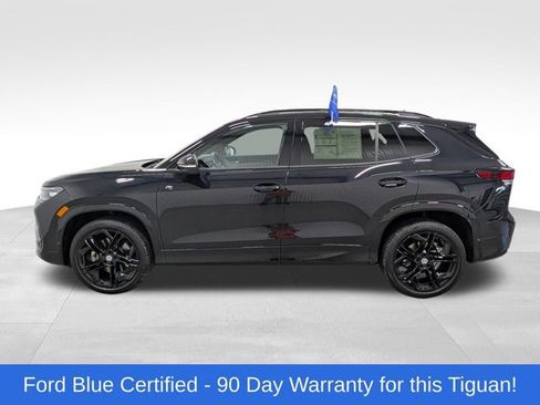 Used 2026 Volkswagen Tiguan SE R-Line AWD/4WD image 1