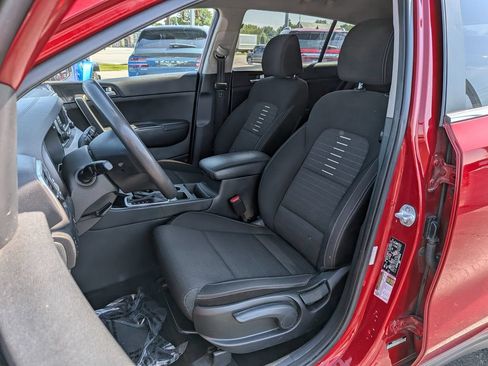Used 2018 Kia Sportage LX AWD/4WD image 13