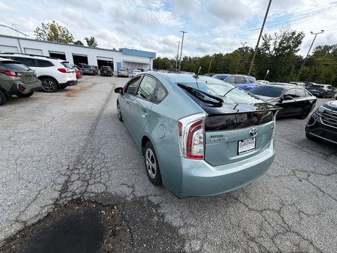 Used 2015 Toyota Prius Three FWD image 8