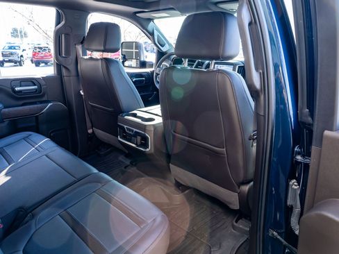 Used 2021 GMC Sierra 2500 Denali w/ Denali Ultimate Package AWD/4WD image 25