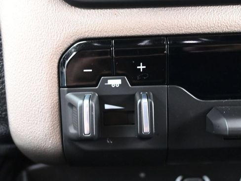 Used 2020 RAM 1500 Laramie AWD/4WD image 27