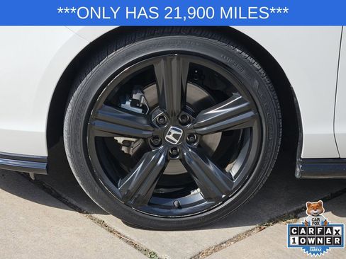 Used 2023 Honda Accord Sport image 11